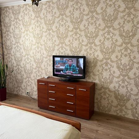 Apartments Kharkivs'Ke Highway Kiev Buitenkant foto